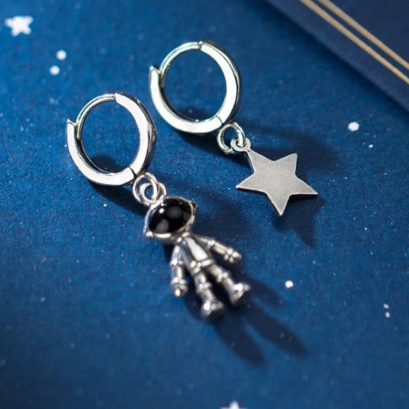 Jewelry - 🪐Insta cosmic asymmetric sterling silver earrings